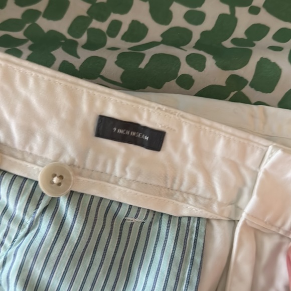 Bonobos chino short barely worn - Picture 3 of 3